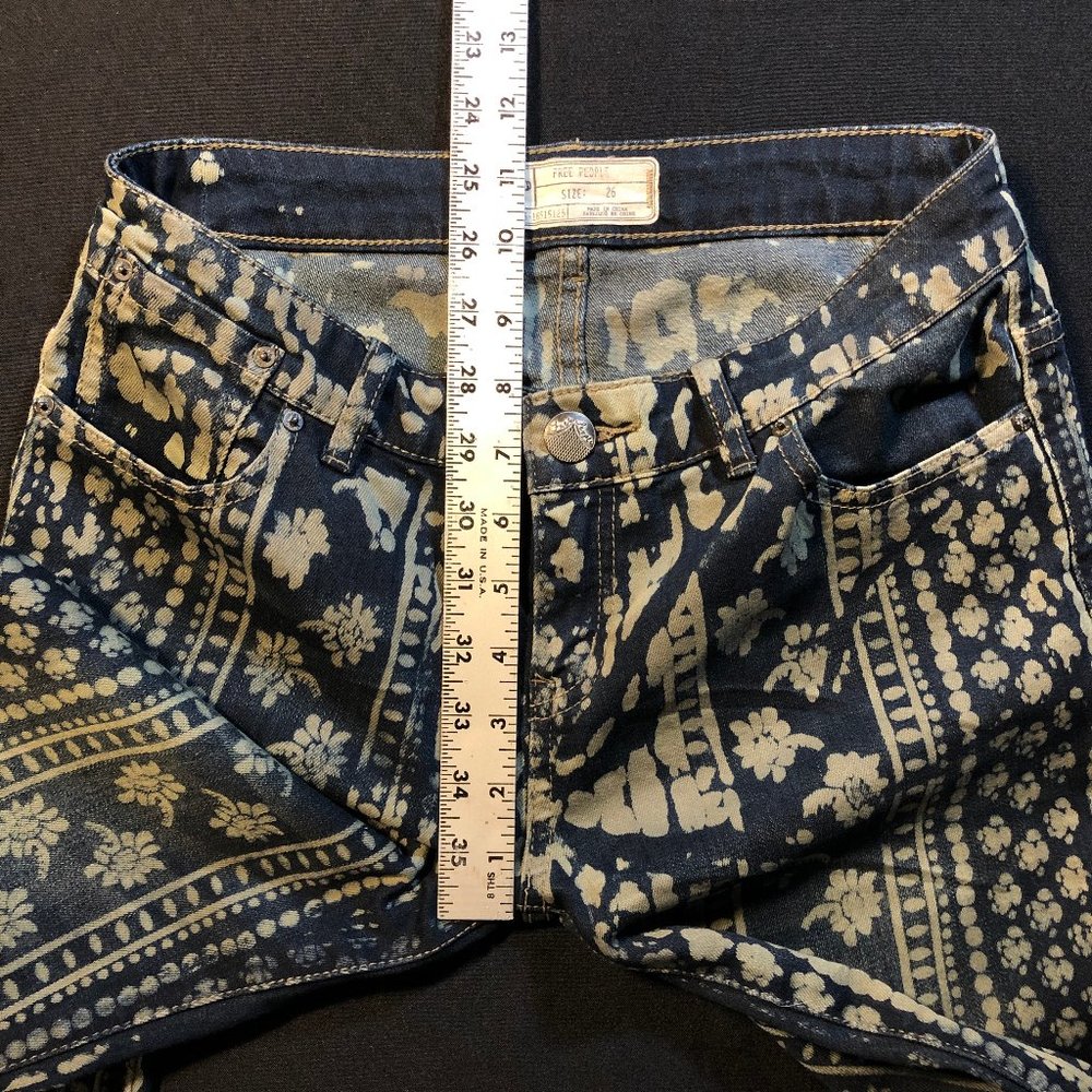 Free People Bali Mantra Flare Jeans Sz 26 - Picture 13 of 16